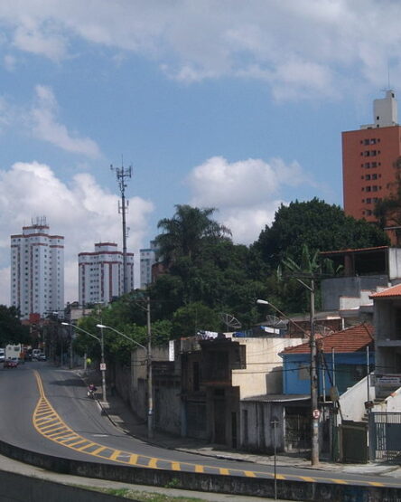 Conhece a Vila Carmosina, famoso bairro de Itaquera?