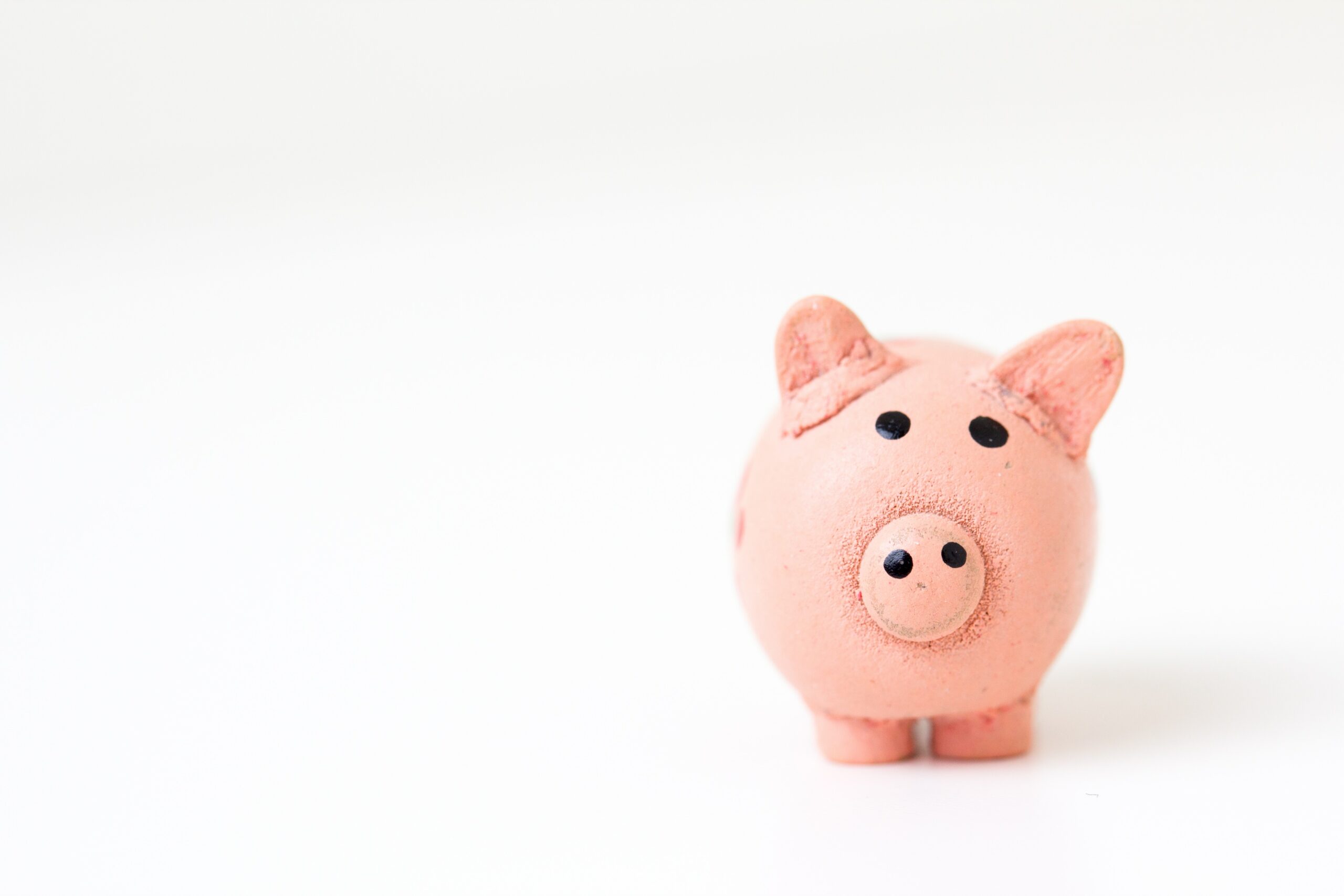 Como economizar nas contas de casa para guardar dinheiro