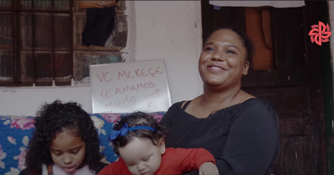 Apê Grátis Plano&Plano: conheça Elizabete Cristina, a ganhadora do primeiro apartamento