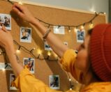 3 ideias para fazer um mural de fotos gastando pouco